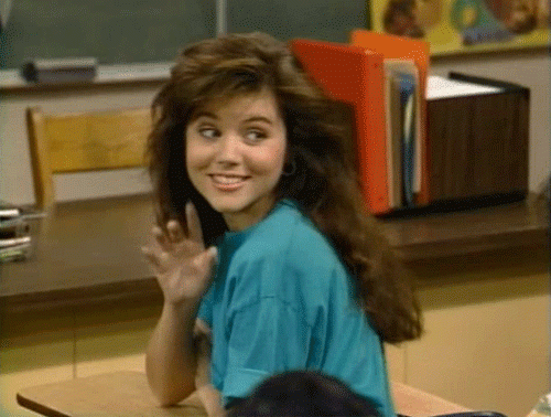 kelly-kapowski-waving.gif